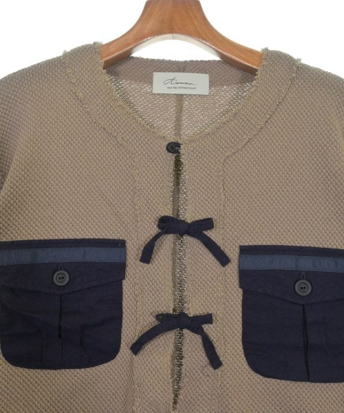 Azuma. เสื้อยืด/เสื้อท็อปส์