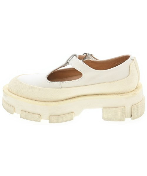 BOTH รองเท้า อื่น