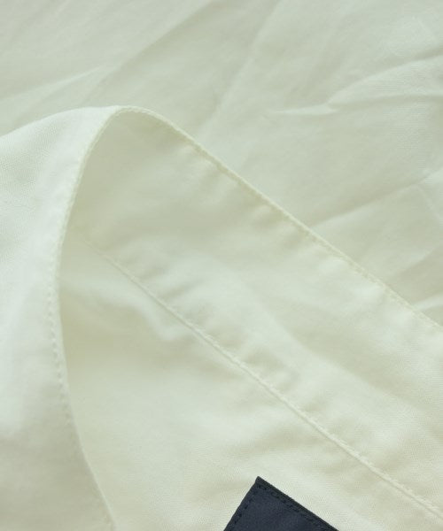 HAND ROOM เสื้อลำลอง