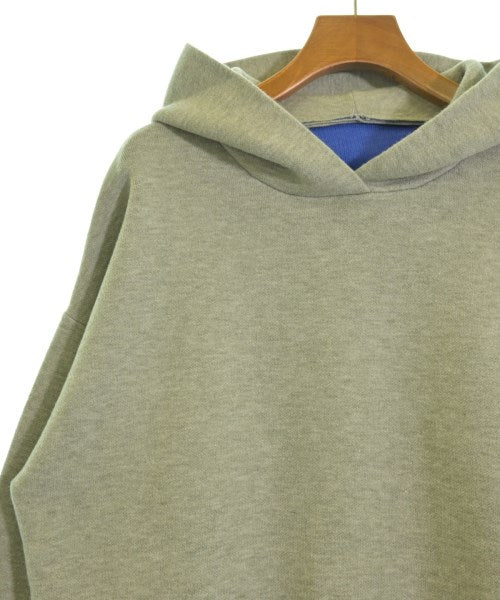 QTUME เสื้อกันหนาว