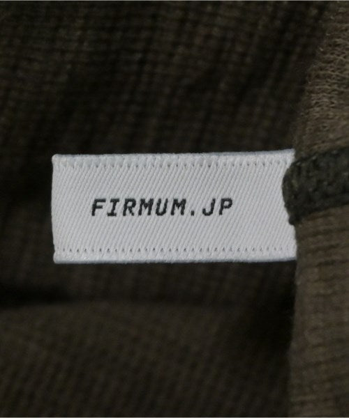 FIRMUM เสื้อยืด/เสื้อท็อปส์