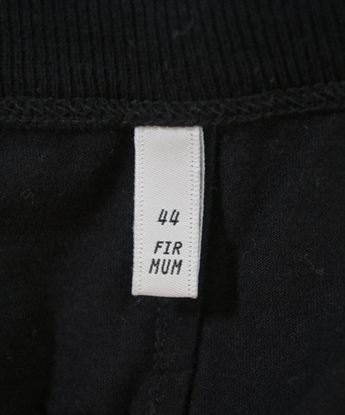 FIRMUM เสื้อยืด/เสื้อท็อปส์