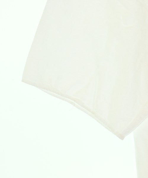FIRMUM เสื้อยืด/เสื้อท็อปส์