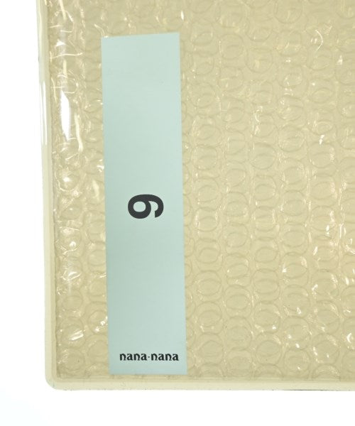 NaNa-NaNa คลัตช์