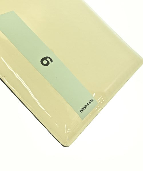 NaNa-NaNa คลัตช์