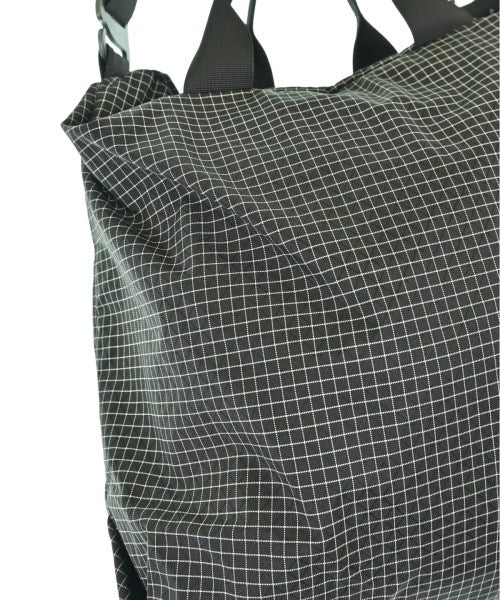 Adsum กระเป๋าสะพาย