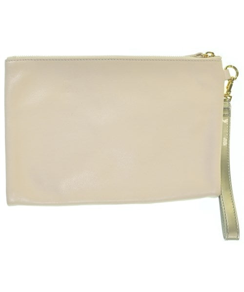 WANT LES ESSENTIELS คลัตช์