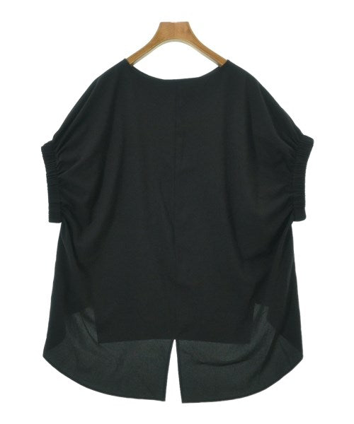 si:m เสื้อสตรี