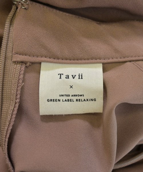Tavii ชุดเดรส