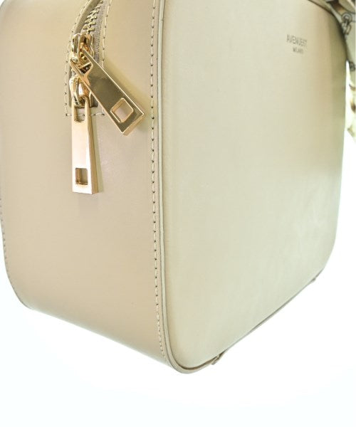 AVENUE67 กระเป๋าสะพาย