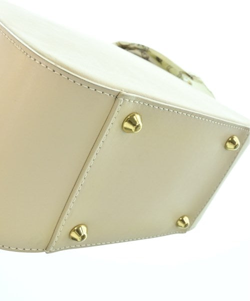 AVENUE67 กระเป๋าสะพาย