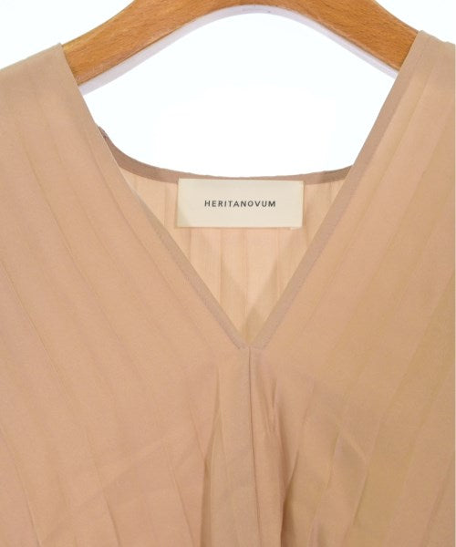 HERITANOVUM เสื้อสตรี
