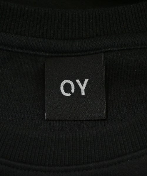 OY เสื้อยืด/เสื้อท็อปส์