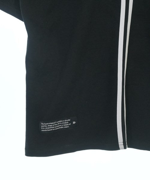OY เสื้อยืด/เสื้อท็อปส์