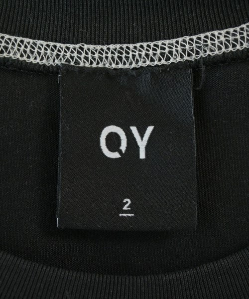OY เสื้อยืด/เสื้อท็อปส์