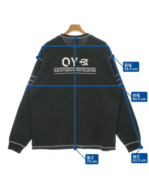 OY เสื้อยืด/เสื้อท็อปส์