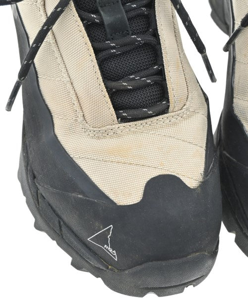 ROA รองเท้าผ้าใบ