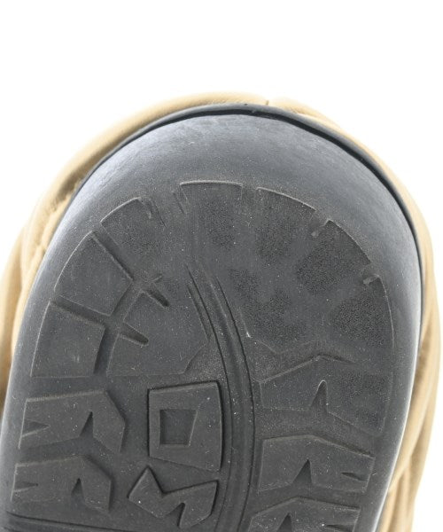 SUBU รองเท้า อื่น