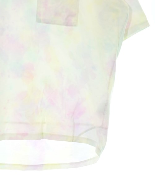 ON THE TURF เสื้อยืด/เสื้อท็อปส์