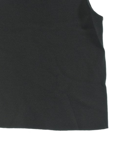 AMOMENTO เสื้อแขนกุด