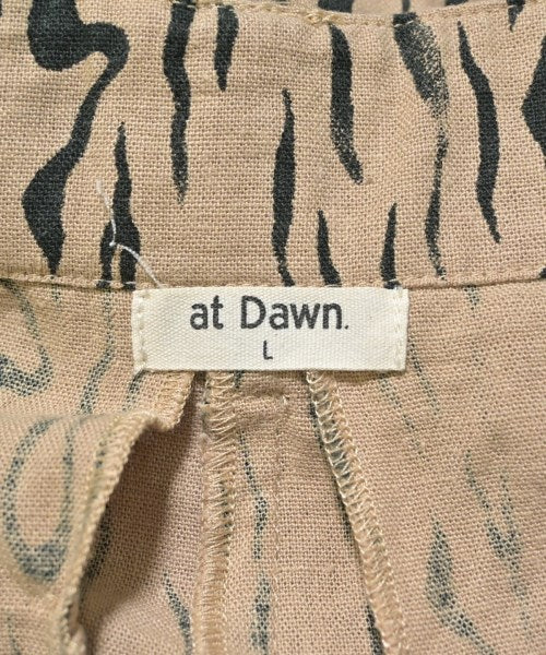 at Dawn กางเกงขาสั้น
