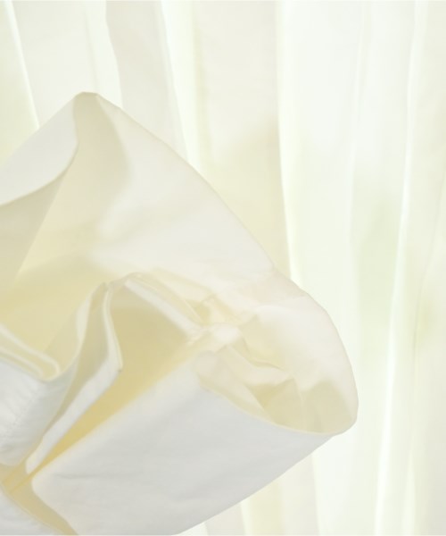ROBERTS WOOD เสื้อสตรี