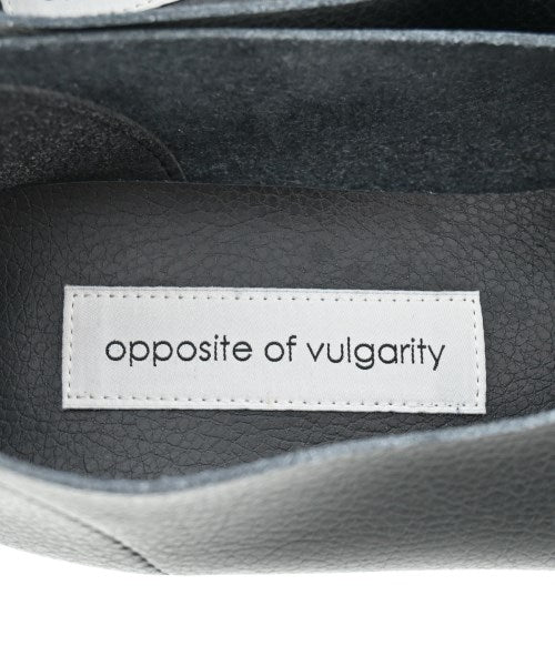 opposite of vulgarity รองเท้าบัลเล่ต์/รองเท้าโอเปร่า