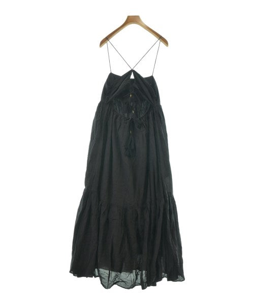 Freada ชุดเดรส