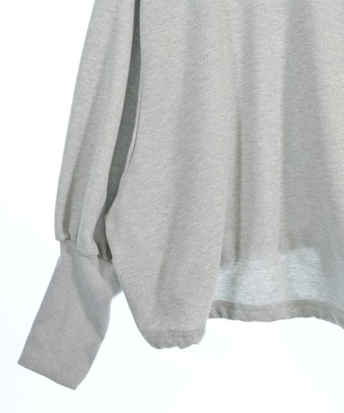 THE BASICS เสื้อสเวตเตอร์