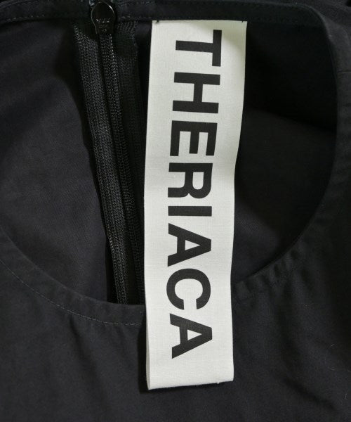 THERIACA เสื้อสตรี