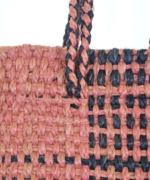 MARCHER กระเป๋าถือขนาดใหญ่