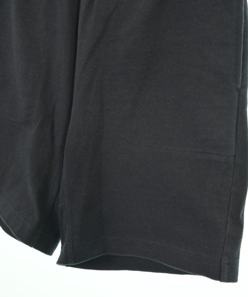 FreshService กางเกงขาสั้น