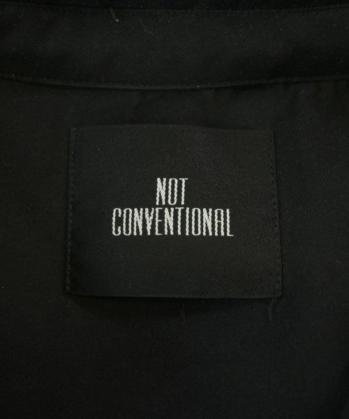 NOT CONVENTIONAL เสื้อลำลอง