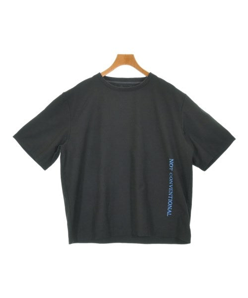 NOT CONVENTIONAL เสื้อลำลอง