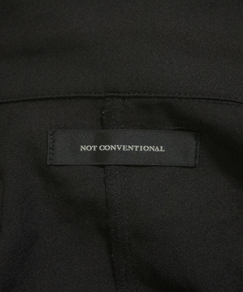 NOT CONVENTIONAL เสื้อลำลอง