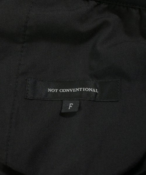 NOT CONVENTIONAL กางเกง อื่น