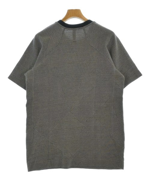 BYBORRE เสื้อยืด/เสื้อท็อปส์