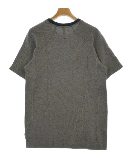 BYBORRE เสื้อยืด/เสื้อท็อปส์