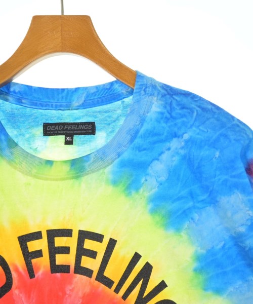 DEAD FEELINGS เสื้อยืด/เสื้อท็อปส์