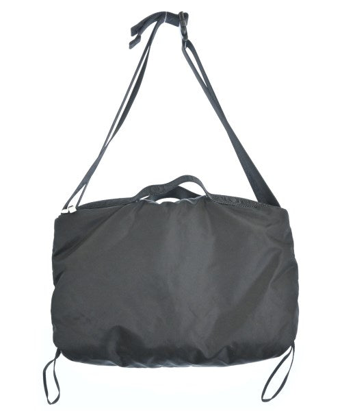 NOMADIS กระเป๋าสะพาย