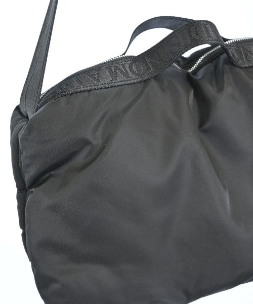 NOMADIS กระเป๋าสะพาย