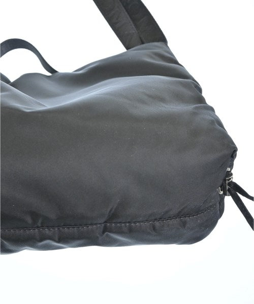 NOMADIS กระเป๋าสะพาย