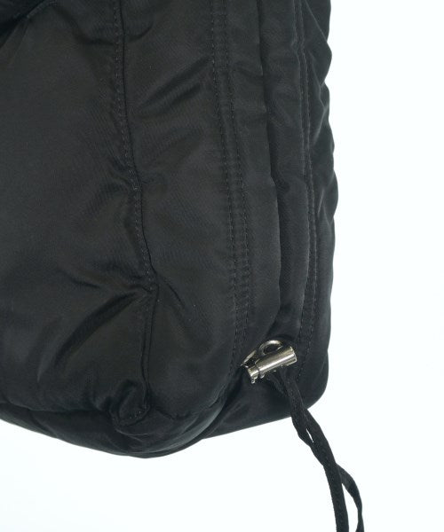 NOMADIS กระเป๋าสะพาย