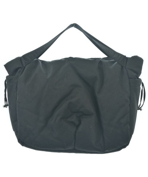 NOMADIS กระเป๋าสะพาย