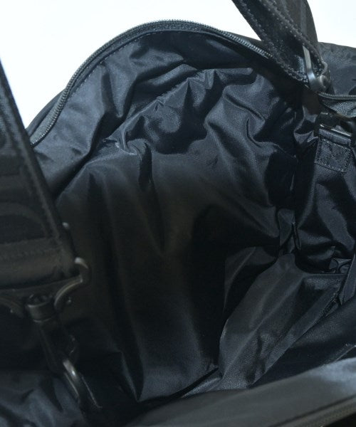 NOMADIS กระเป๋าสะพาย