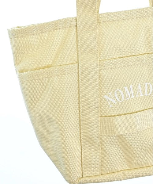 NOMADIS กระเป๋าถือขนาดใหญ่