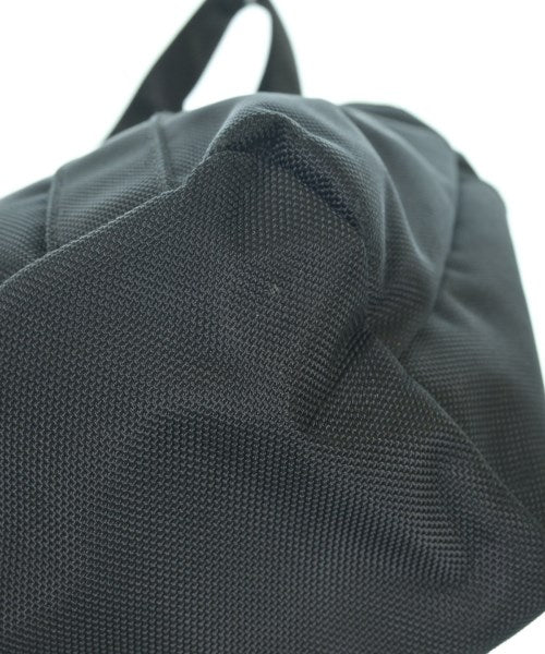 NOMADIS กระเป๋าถือขนาดใหญ่