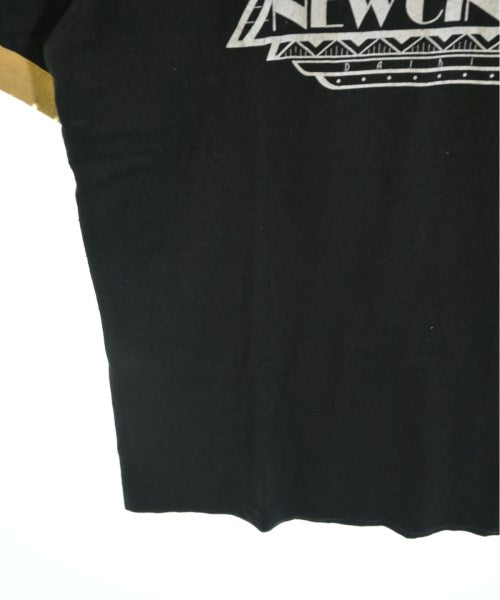 DAIRIKU เสื้อยืด/เสื้อท็อปส์