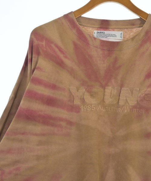 DAIRIKU เสื้อยืด/เสื้อท็อปส์