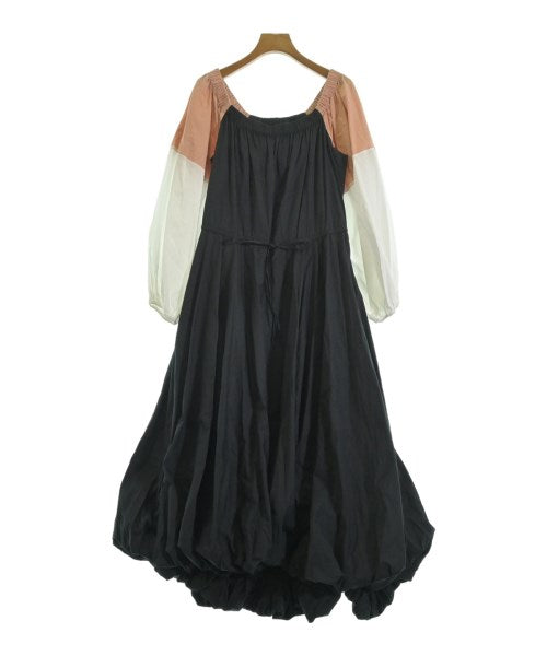 STAUD ชุดเดรส